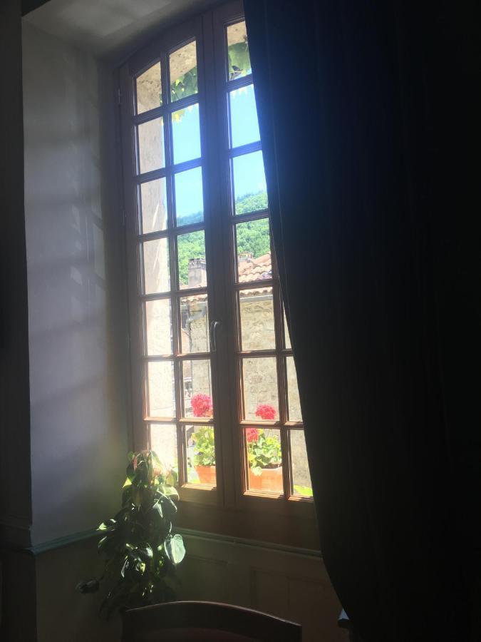 Le 7 Des Tonneliers Bed & Breakfast Castelfranc Exterior photo
