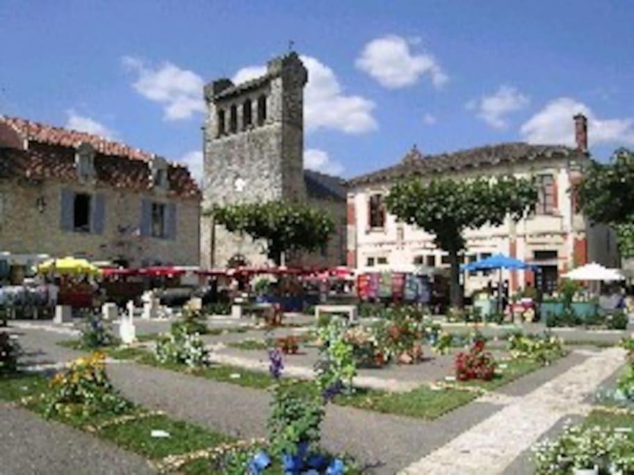 Le 7 Des Tonneliers Bed & Breakfast Castelfranc Exterior photo