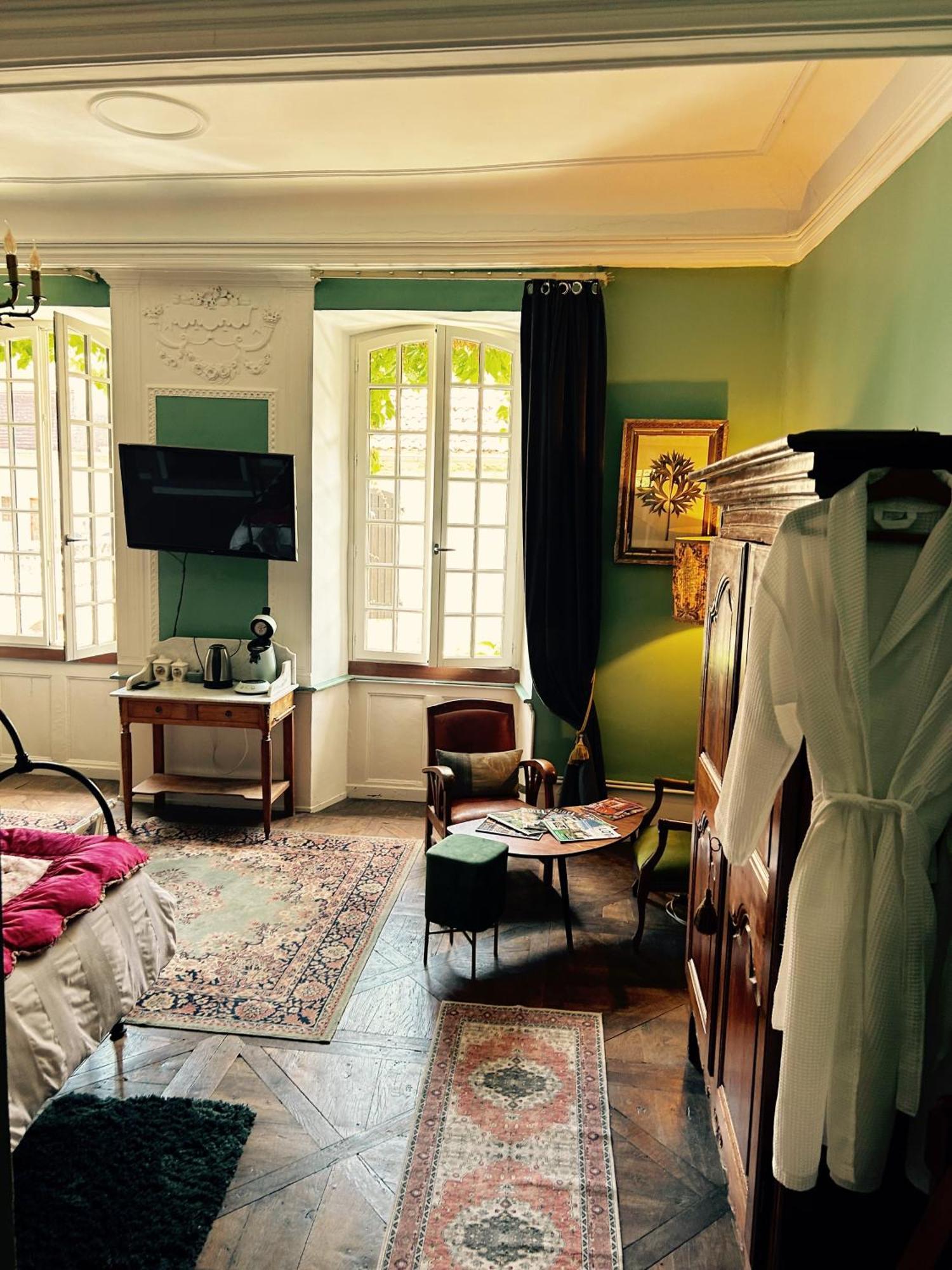 Le 7 Des Tonneliers Bed & Breakfast Castelfranc Exterior photo