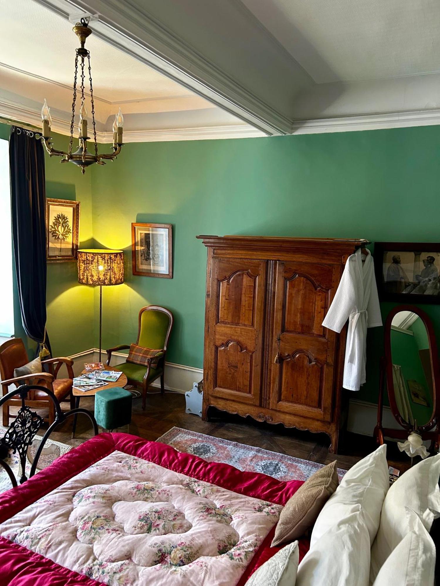 Le 7 Des Tonneliers Bed & Breakfast Castelfranc Exterior photo